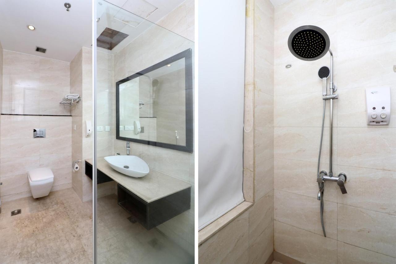 Capital O 19296 Joy Inn & Suites Bhiwadi Buitenkant foto