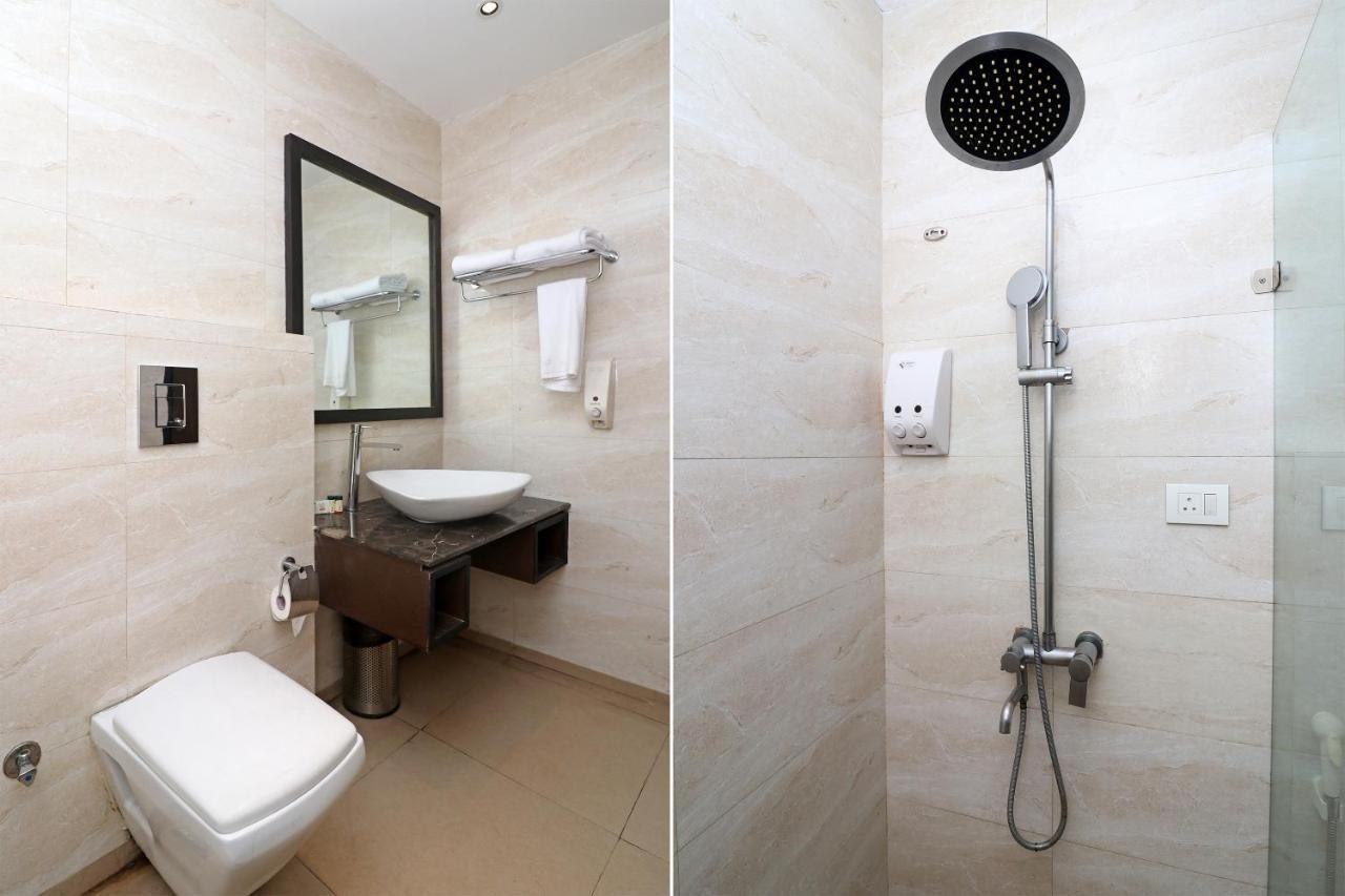 Capital O 19296 Joy Inn & Suites Bhiwadi Buitenkant foto